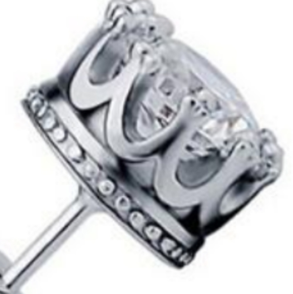 Beautiful silver cz earrings